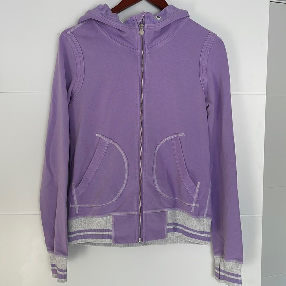 𝅺Lululemon Zip Up Sweater